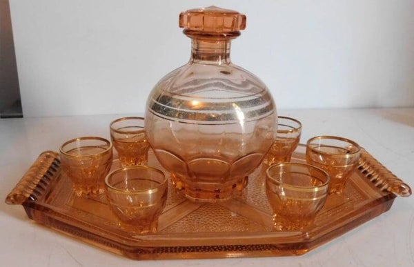 Art Deco Likeurstel, met karaf, 6 glaasjes + dienblad