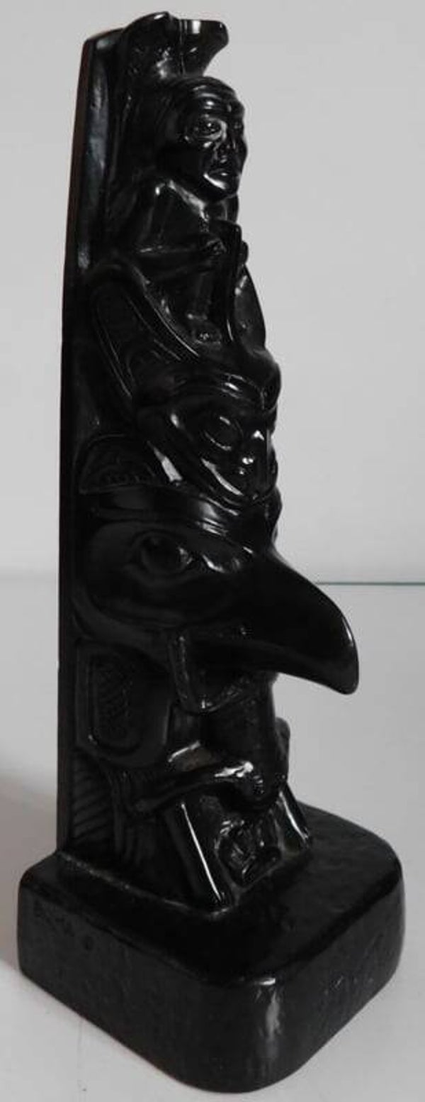Haida Eagle and Frog, BOMA Canada