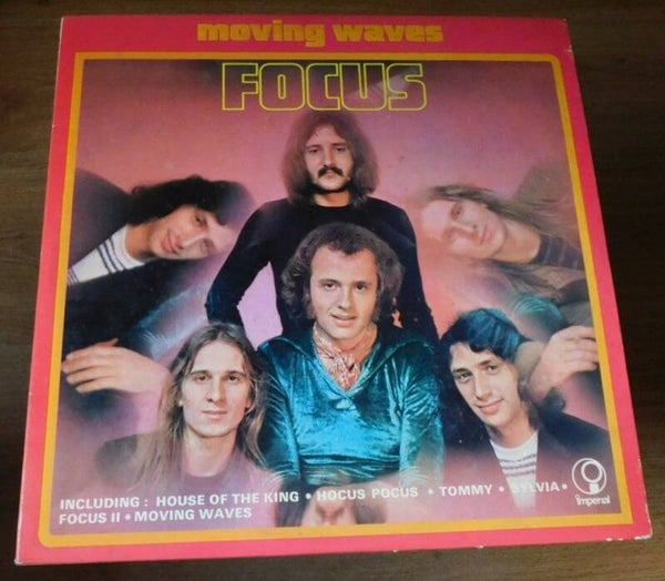Focus – Moving Waves