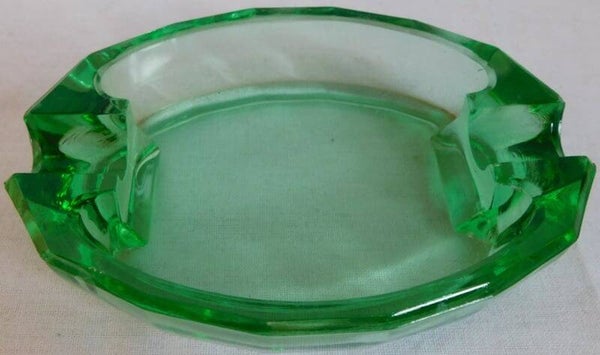 Groen glazen 50er jaren asbak