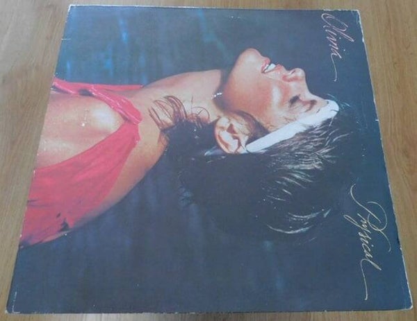 Olivia Newton-John – Physical