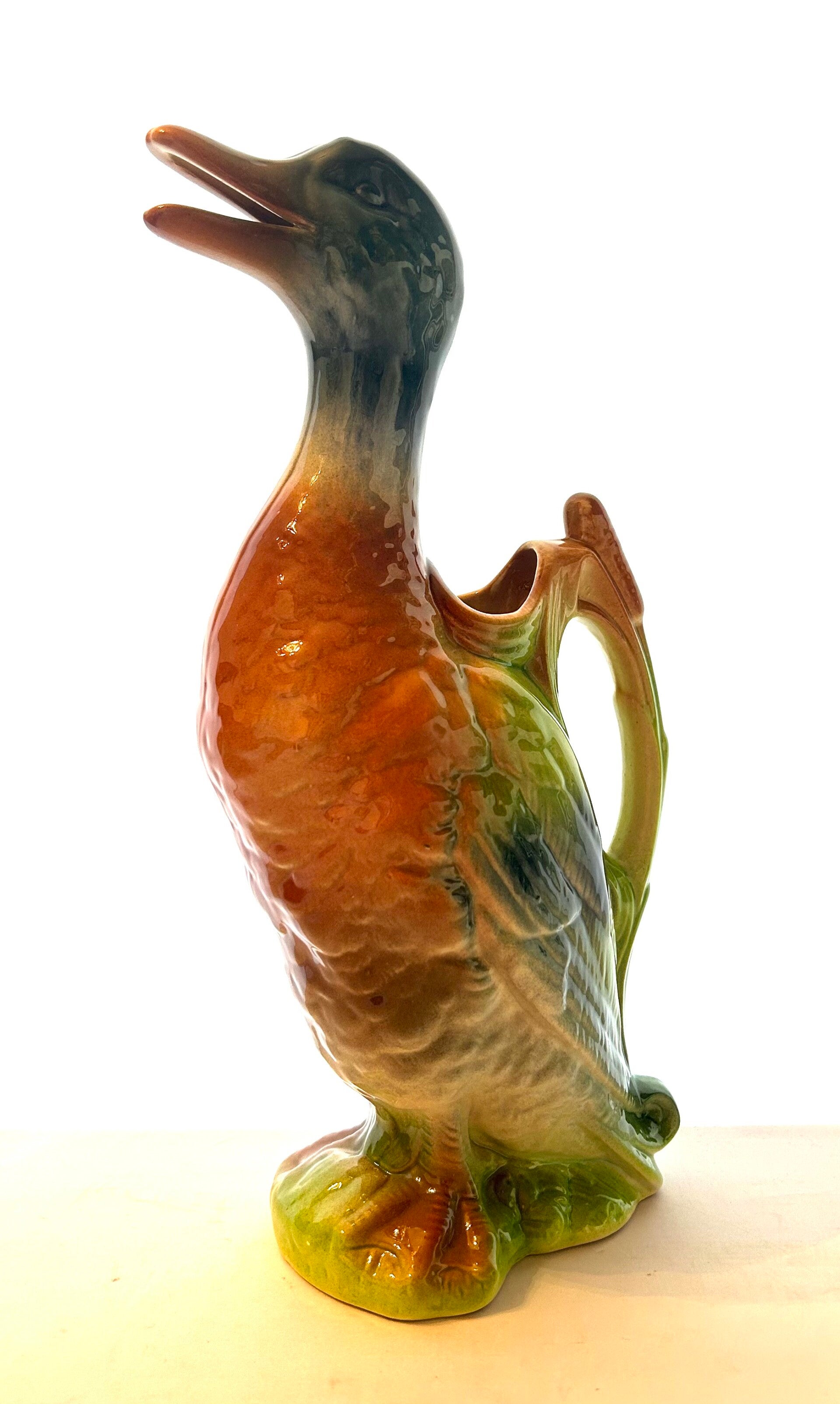 Saint Clément France Majolica eend schenkkan barbotine