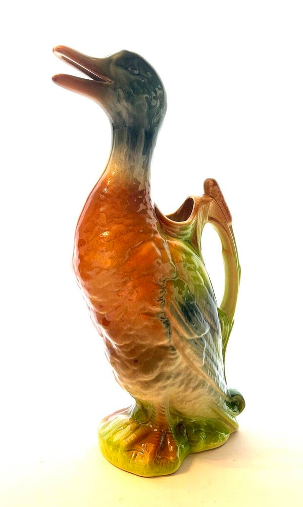 Saint Clément France Majolica eend schenkkan barbotine