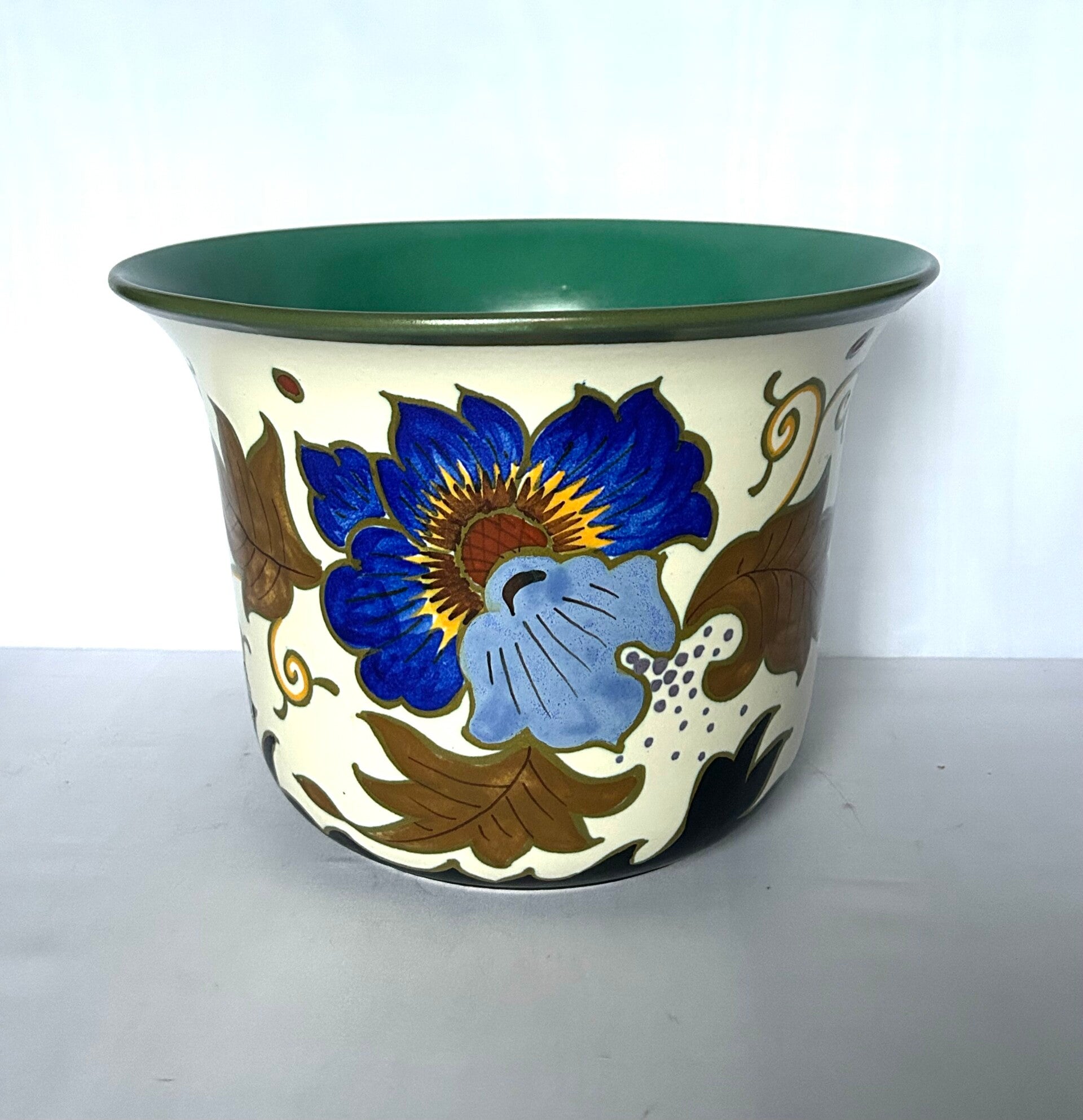 Plateel bloempot Gouda Holland Gobelin Koninklijk keramiek