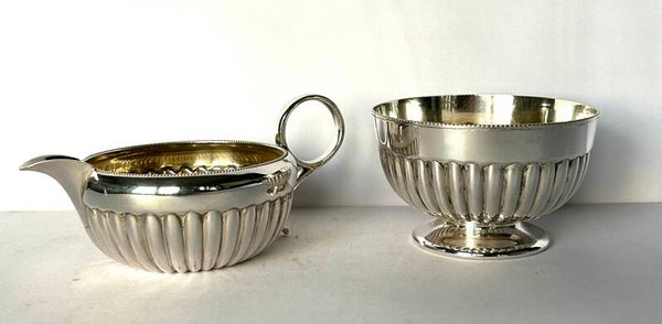 Mappin & Webb Sheffield, verzilverde suikerpot melkkan