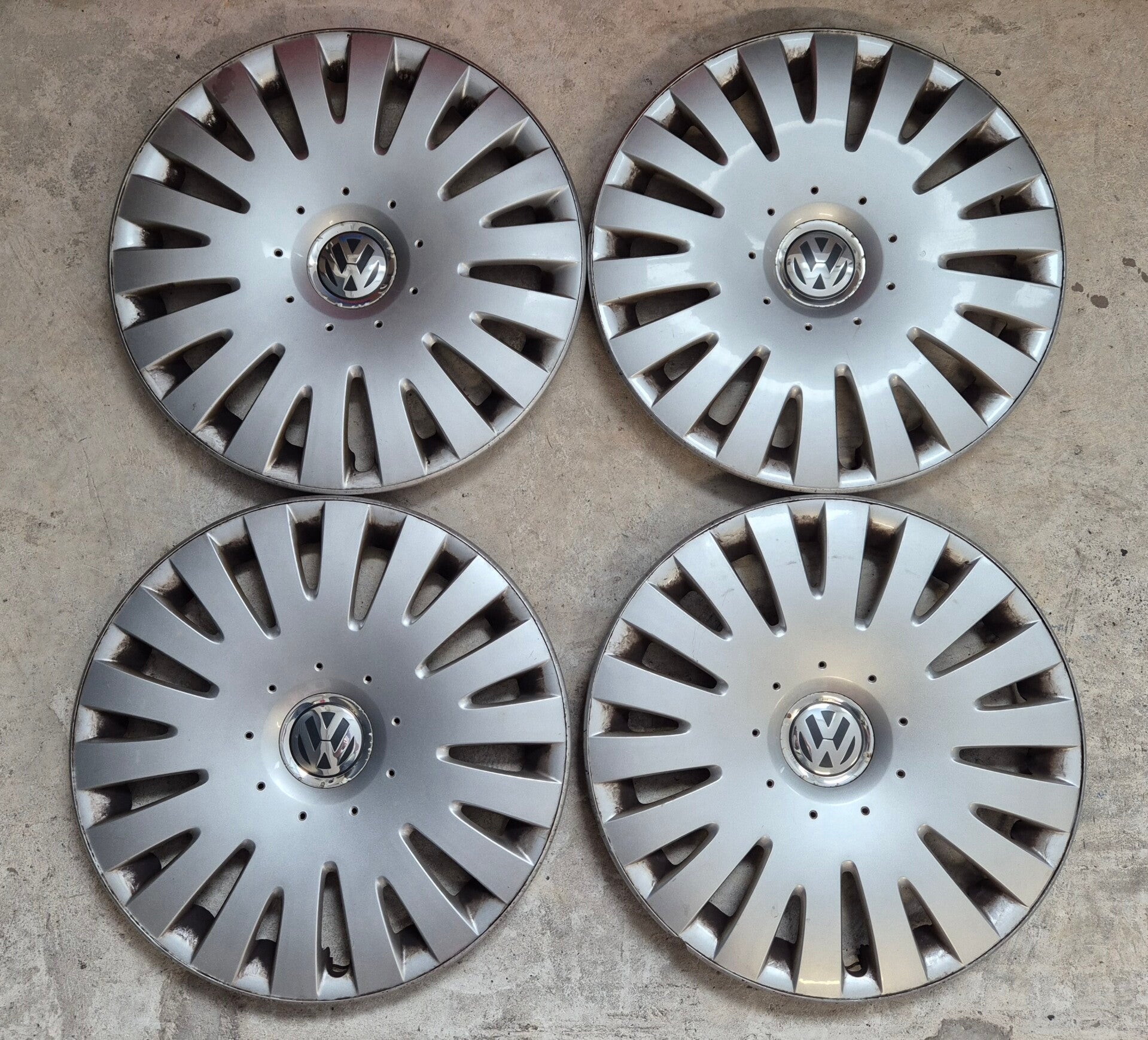 16 Zoll VW Radkappen Radzierblenden