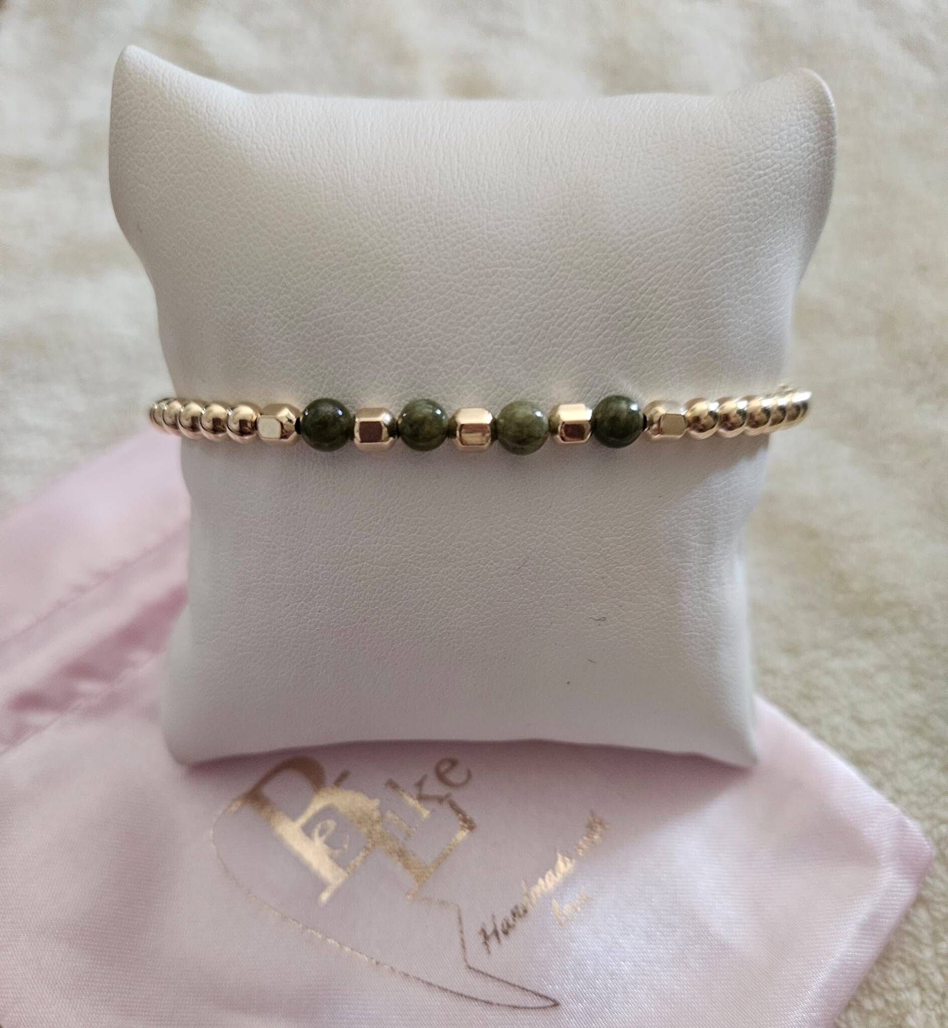 Armband Luxury 4MM Hexagon Olive Green