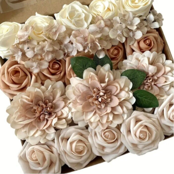 Fleurs dans le tons champagne