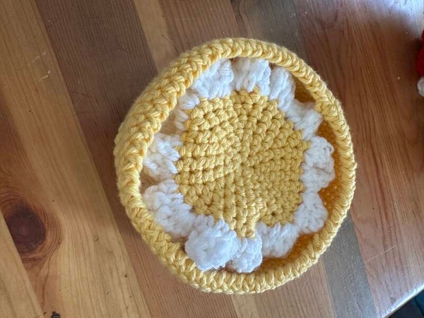 Daisy coaster set w/ holder
