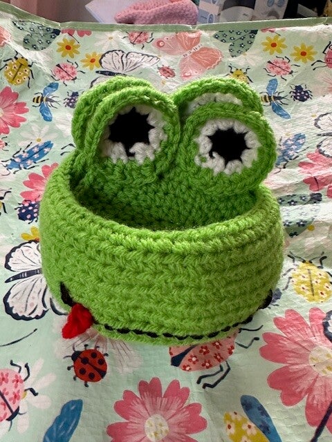Bug Eyed Frog Coasters w/Holder