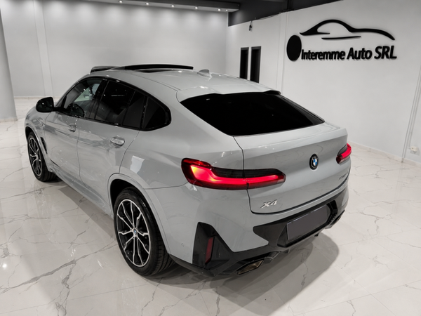 BMW X4 xdrive20d mhev 48V Msport  22KM da immatricolare