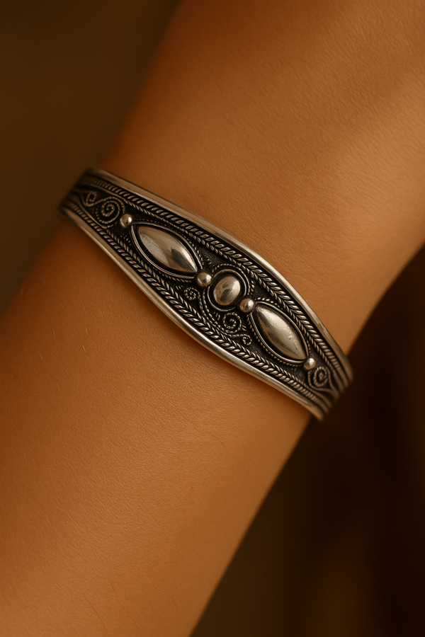Bracelet manchette berbère en argent 925 certifié – Spirale d’Orient