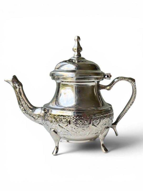 Théière marocaine artisanale « Éclat du Riad » – 420 ml