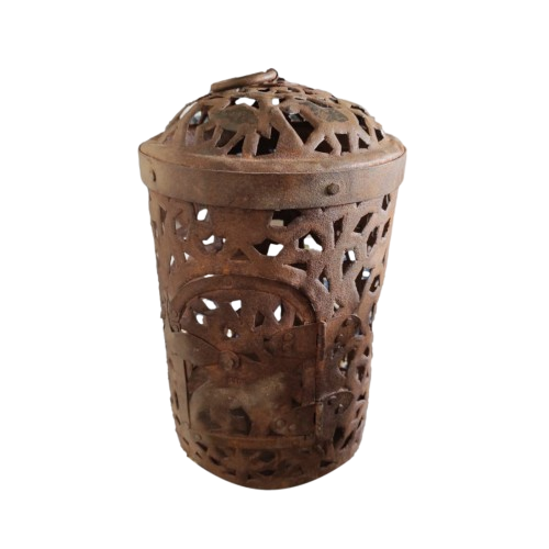 Lyshus i rusten jern