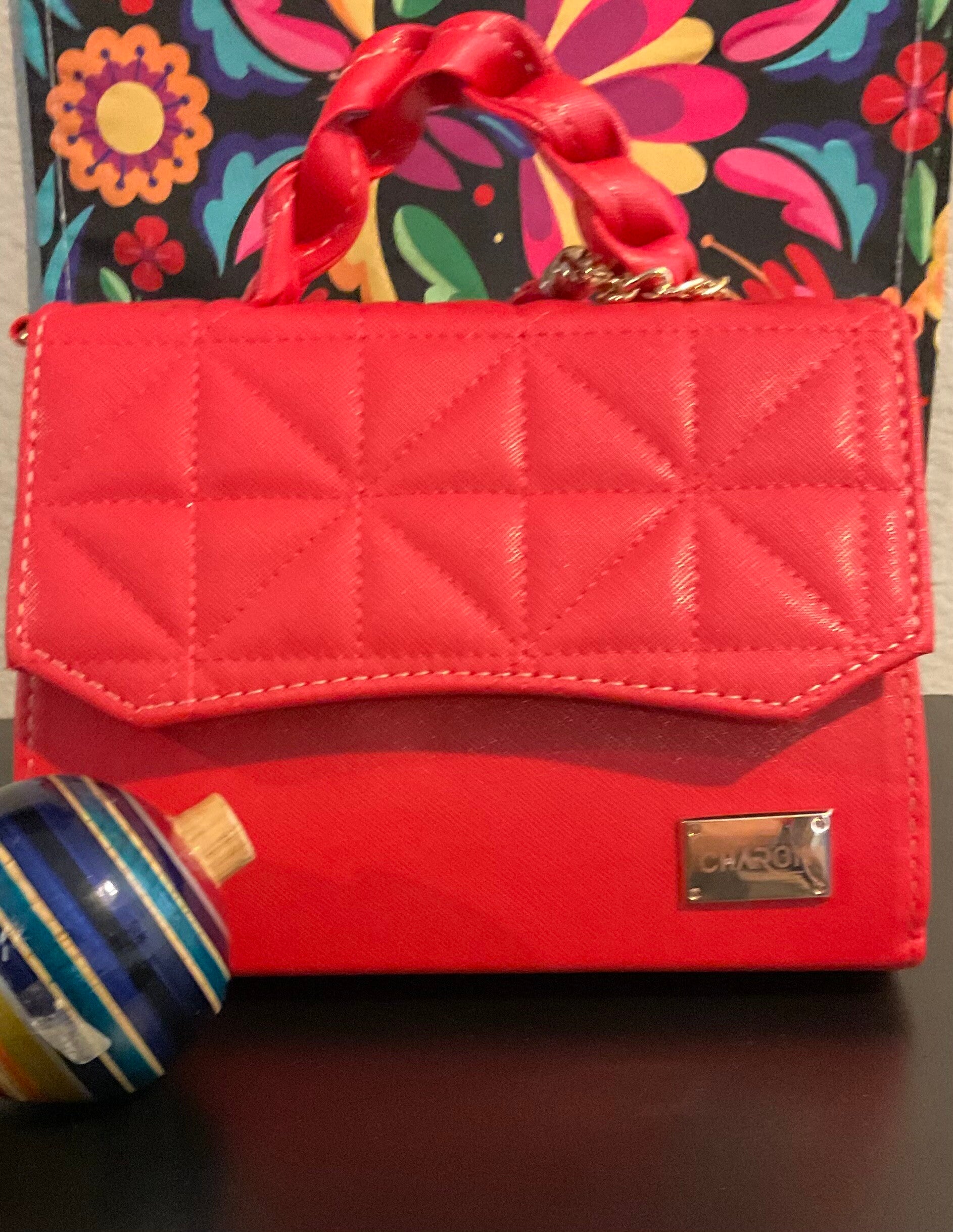 YUTE - RED/SMALL SHAPES