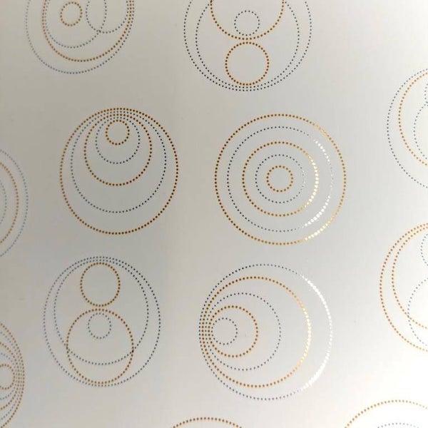 Inpakpapier dessin 2011 luxe gemetaliseerd rol 150mtr