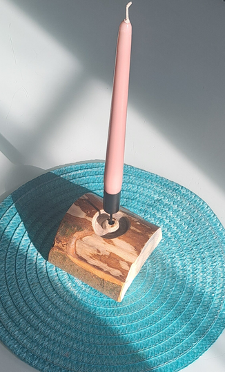 Baumstamm- Kerzenständer