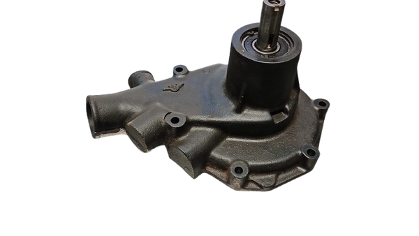 Waterpomp Daf 825