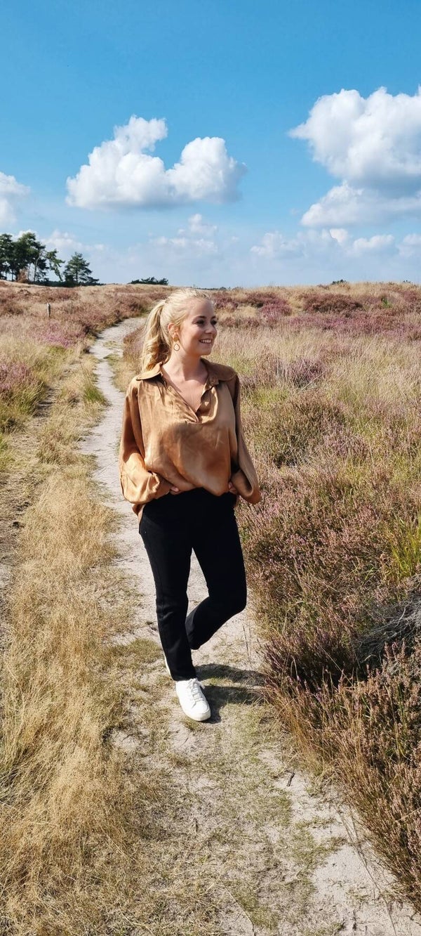 STOCKSALE - BLOUSE • Silky camel