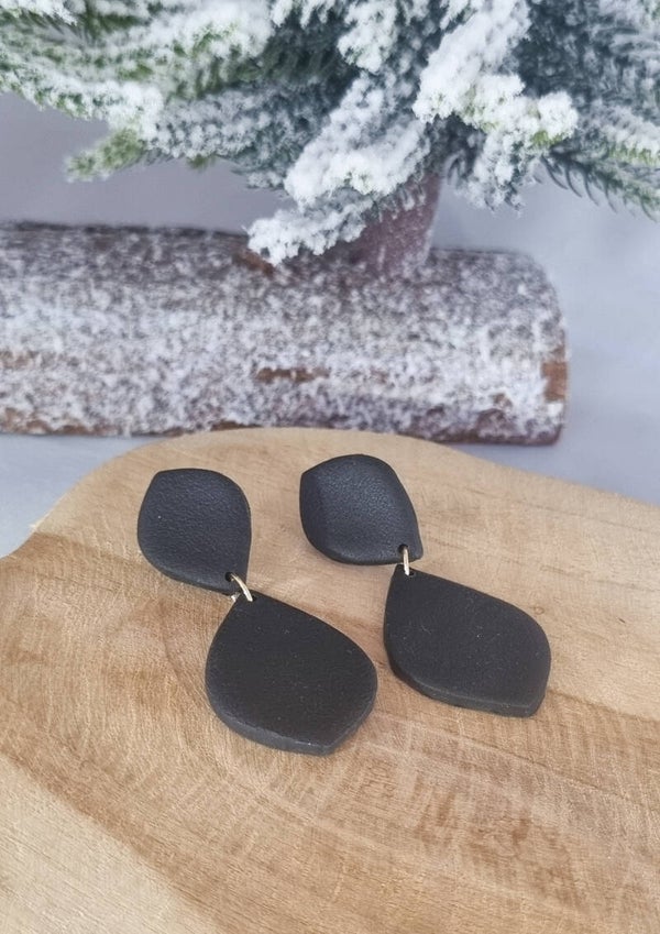 Festive Chic  • Olivia