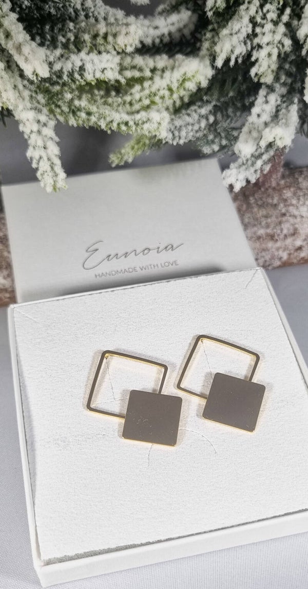 POP THE CHAMPAGNE • Ingrid