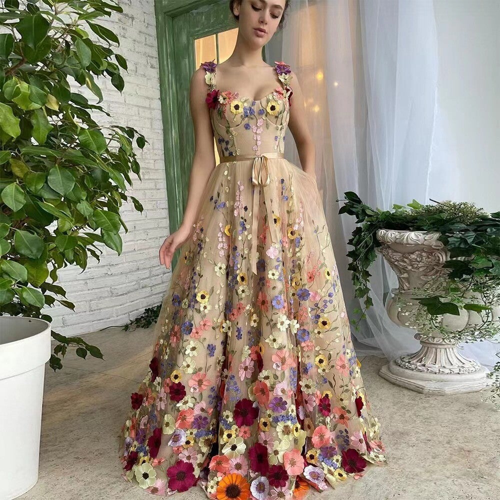 Robe en tuile floral 3D