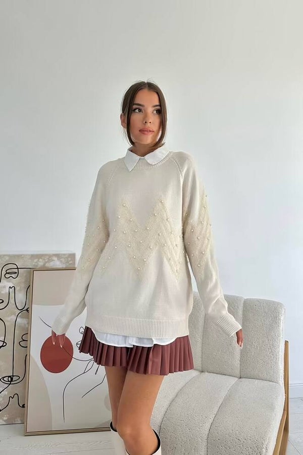 Pull blanc perlé avec chemise intégrée