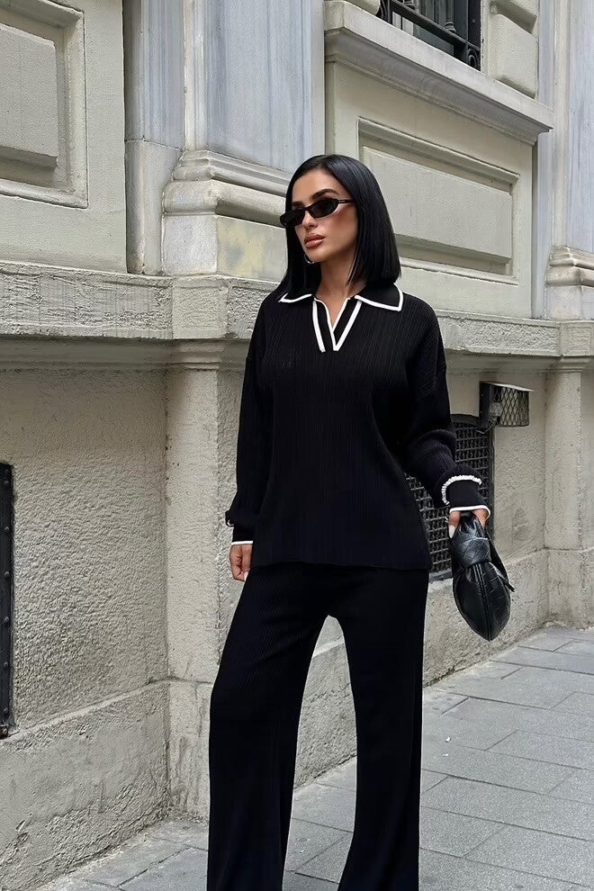 Ensemble noir à col contrasté - Élégance et simplicité