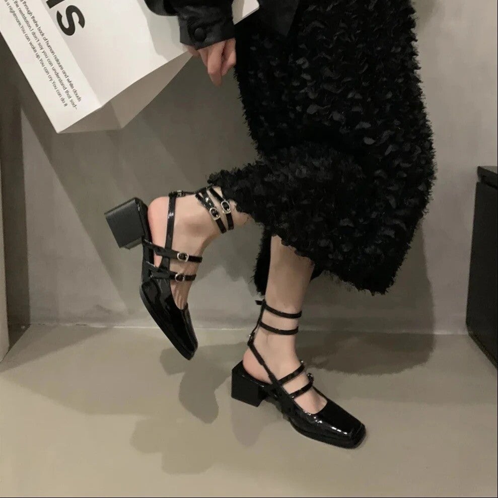 Sandales à talon pour l’été