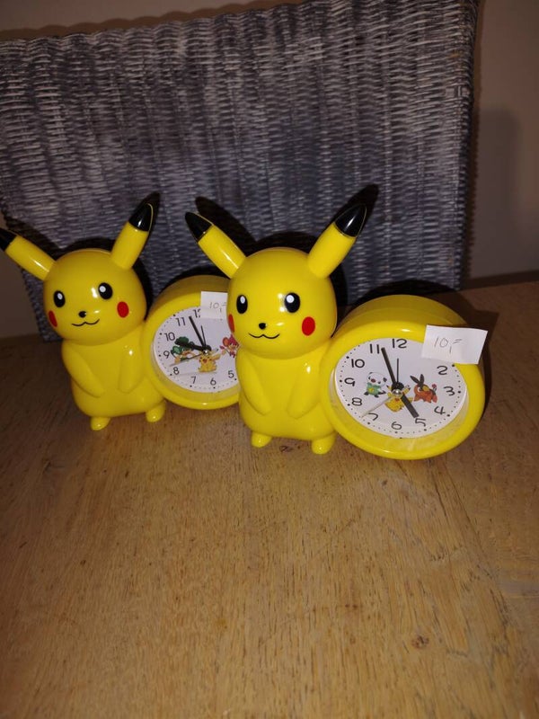 Pikachu klok per stuk