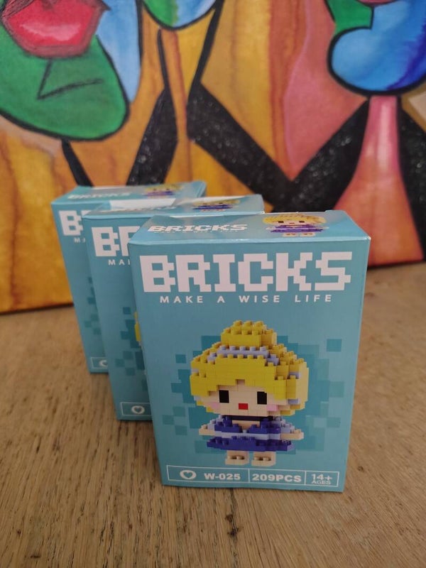 Assepoester bricks per stuk