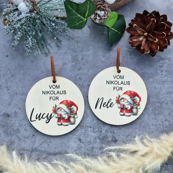Personalisierte Nikolaus Anhänger aus Holz – Geschenkanhänger mit Name & hochwertigem UV-Druck