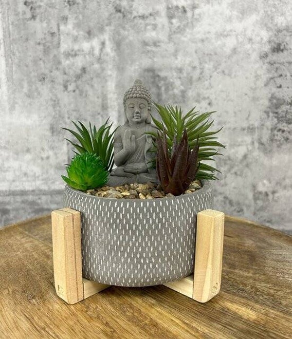 Kunstplant in pot - Buddha beeld - Vetplant - Hoogte 16 cm Ø 16 cm - Grijs of wit - Beton - Binnenshuis