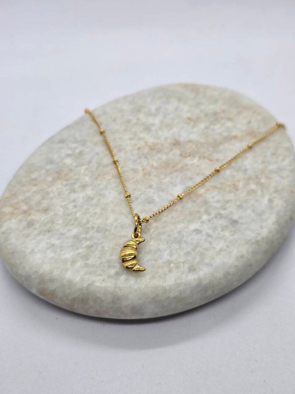 Necklace croissant