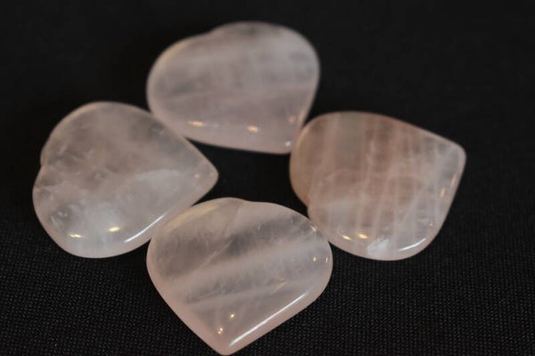 Cœur plat en Quartz Rose – environ 3 cm – Brésil