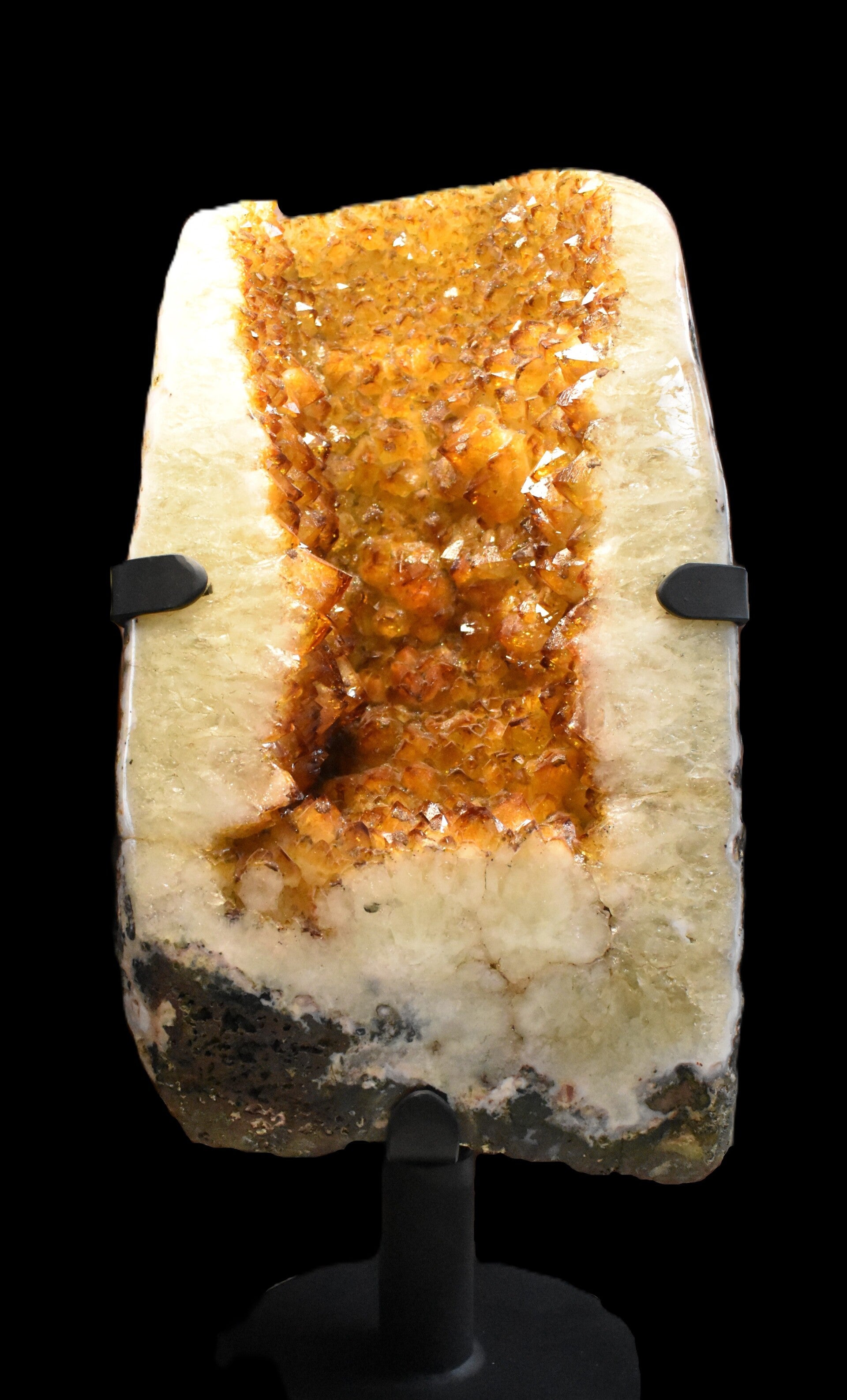 Géode de Citrine sur pied – 44,350 kg – Brésil