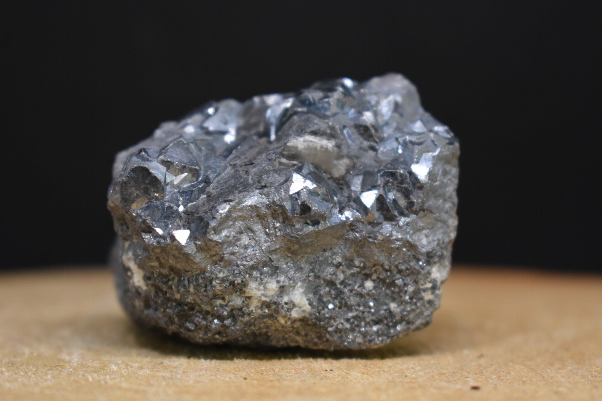 Galène cristallisée sur matrice 162g