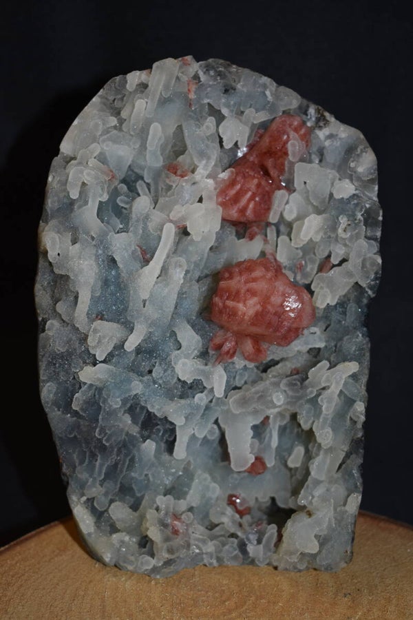 Géode Calcédoine stilbite Heulandite corail : 1,597kg
