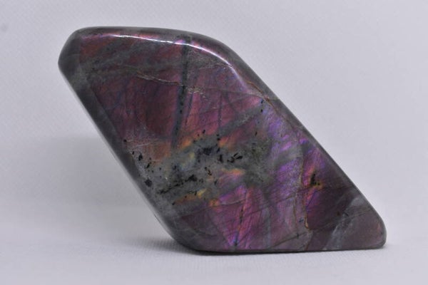 Labradorite Violette de Madagascar LV-03 – Pièce unique