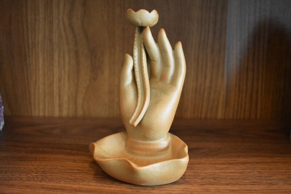 Porte-encens Backflow en céramique – Main de Bouddha & Fleur de Lotus – Beige – 16 cm