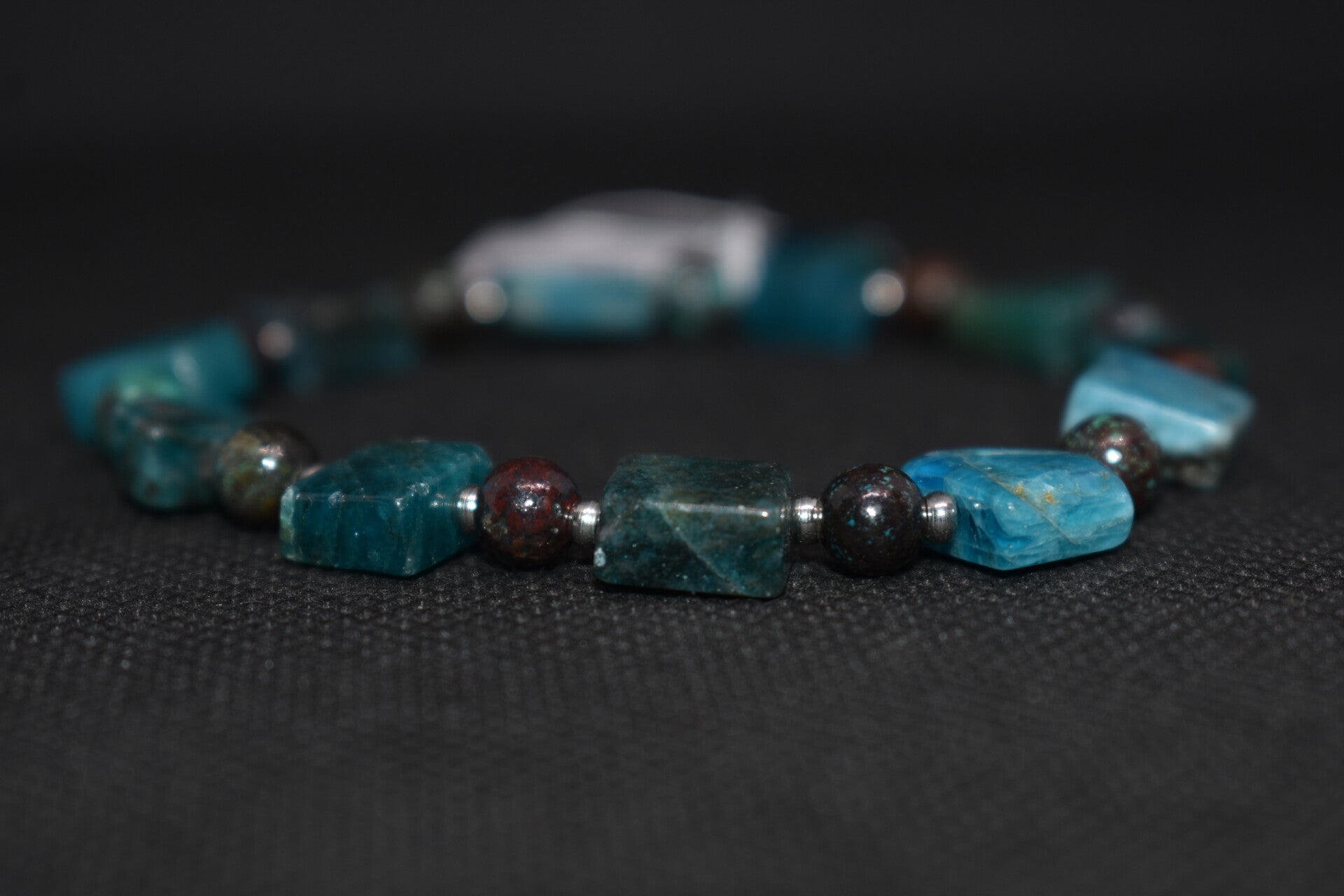 Bracelet Souffle Libre – Chrysocolle du Congo & Apatite