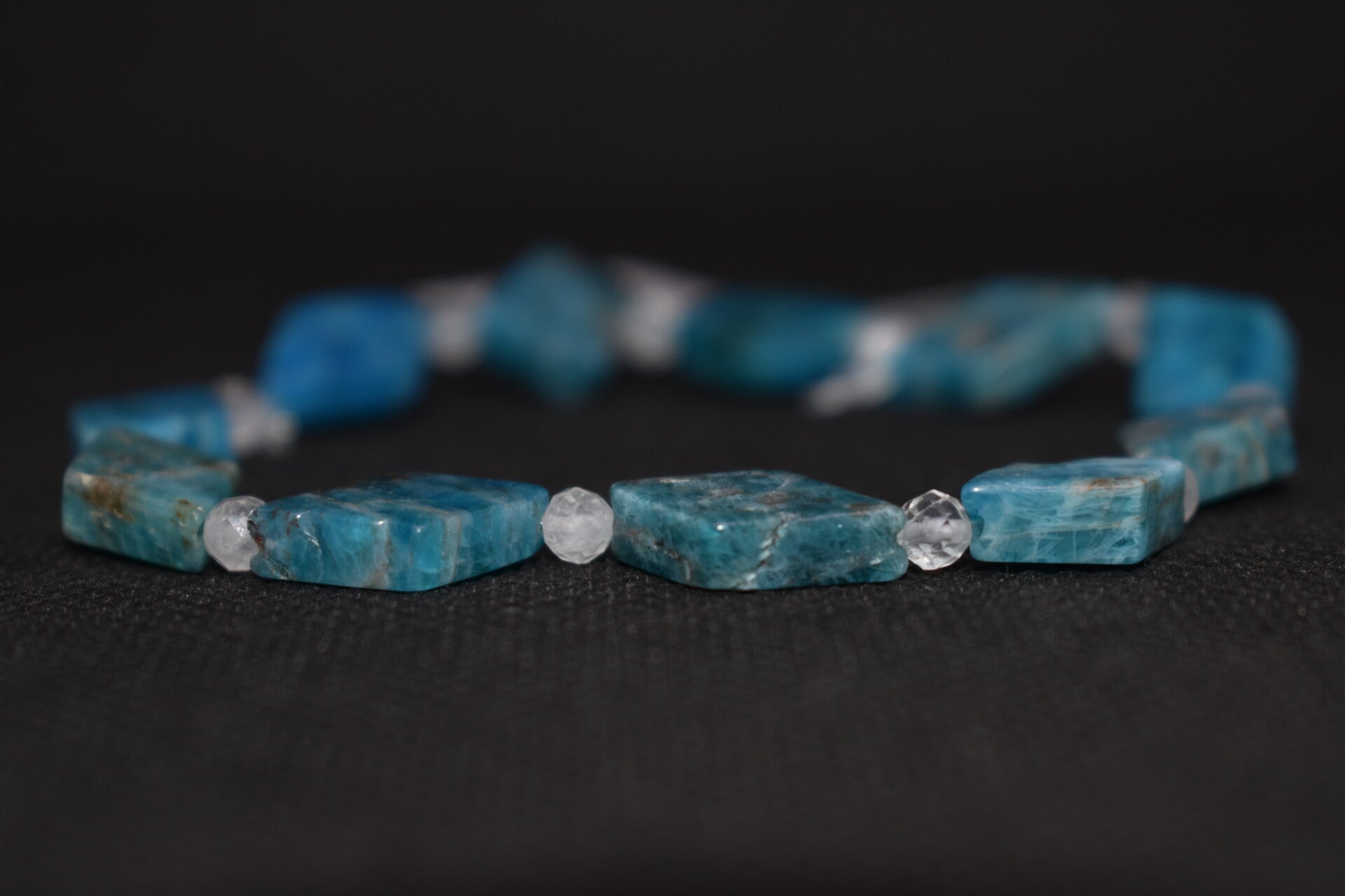 Bracelet Esprit Clair – Apatite bleue & Cristal de roche