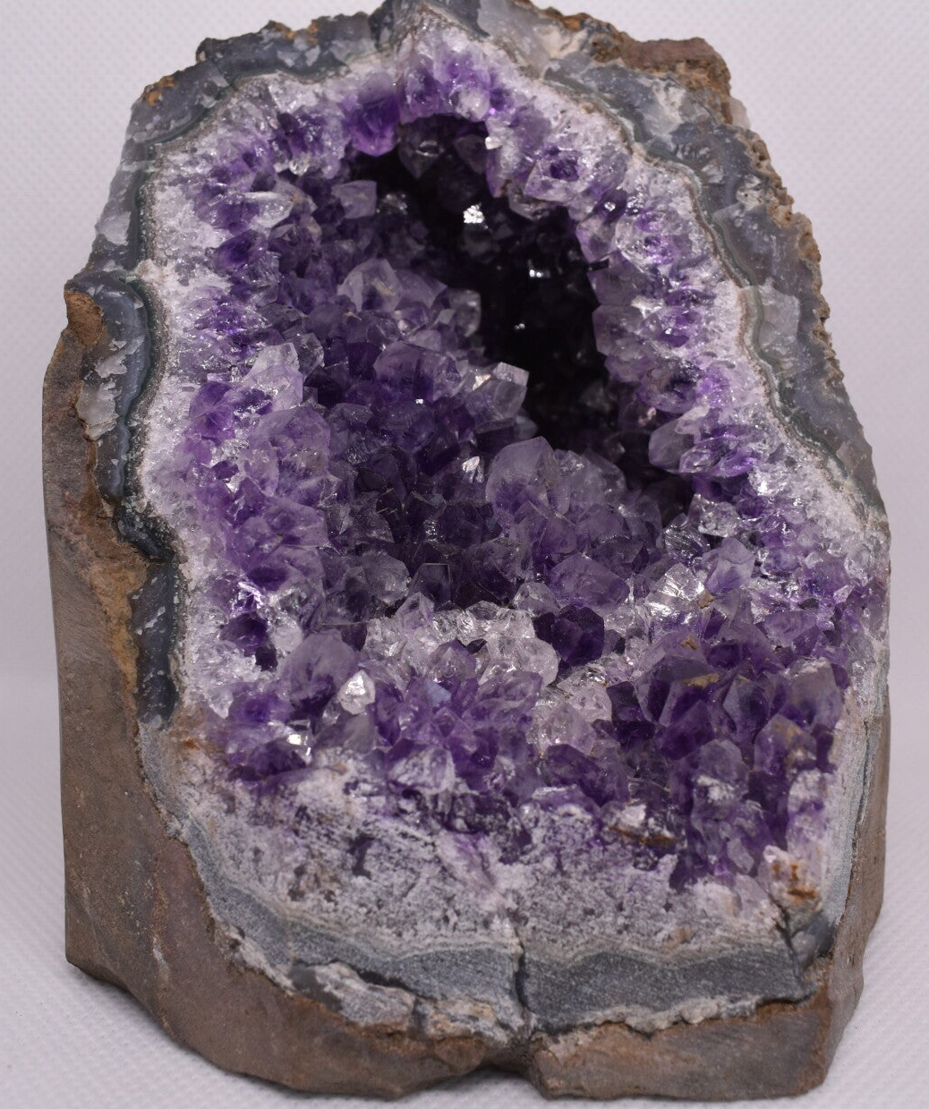 Géode Amethyste d'uruguay  1.4kg