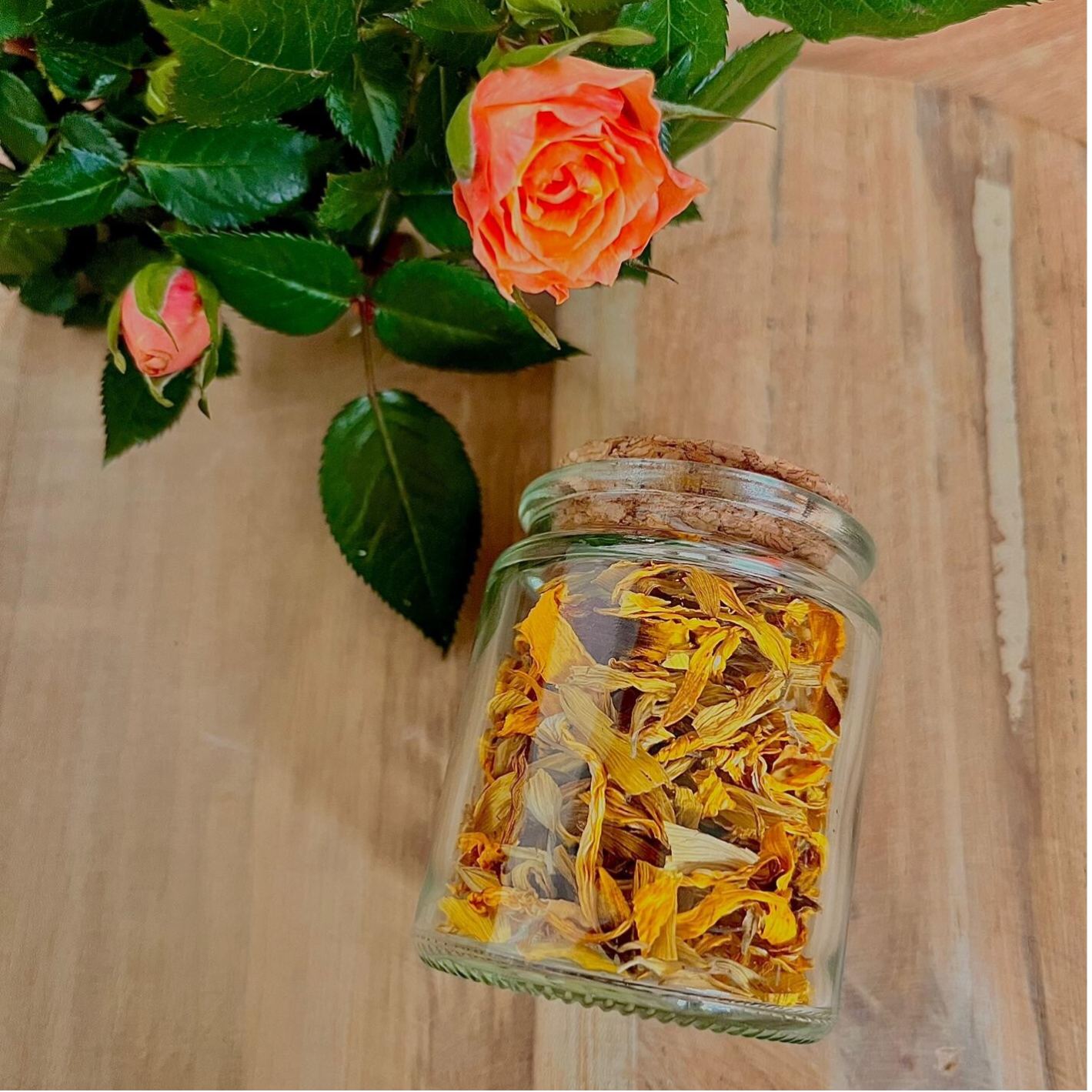 🌻 Sonnenlichtseele – Räucherwerk aus Sonnenblumenblättern