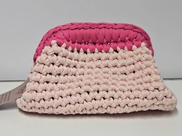 Borsa clutch bicolore intrecciata in lycra – Sereniu®