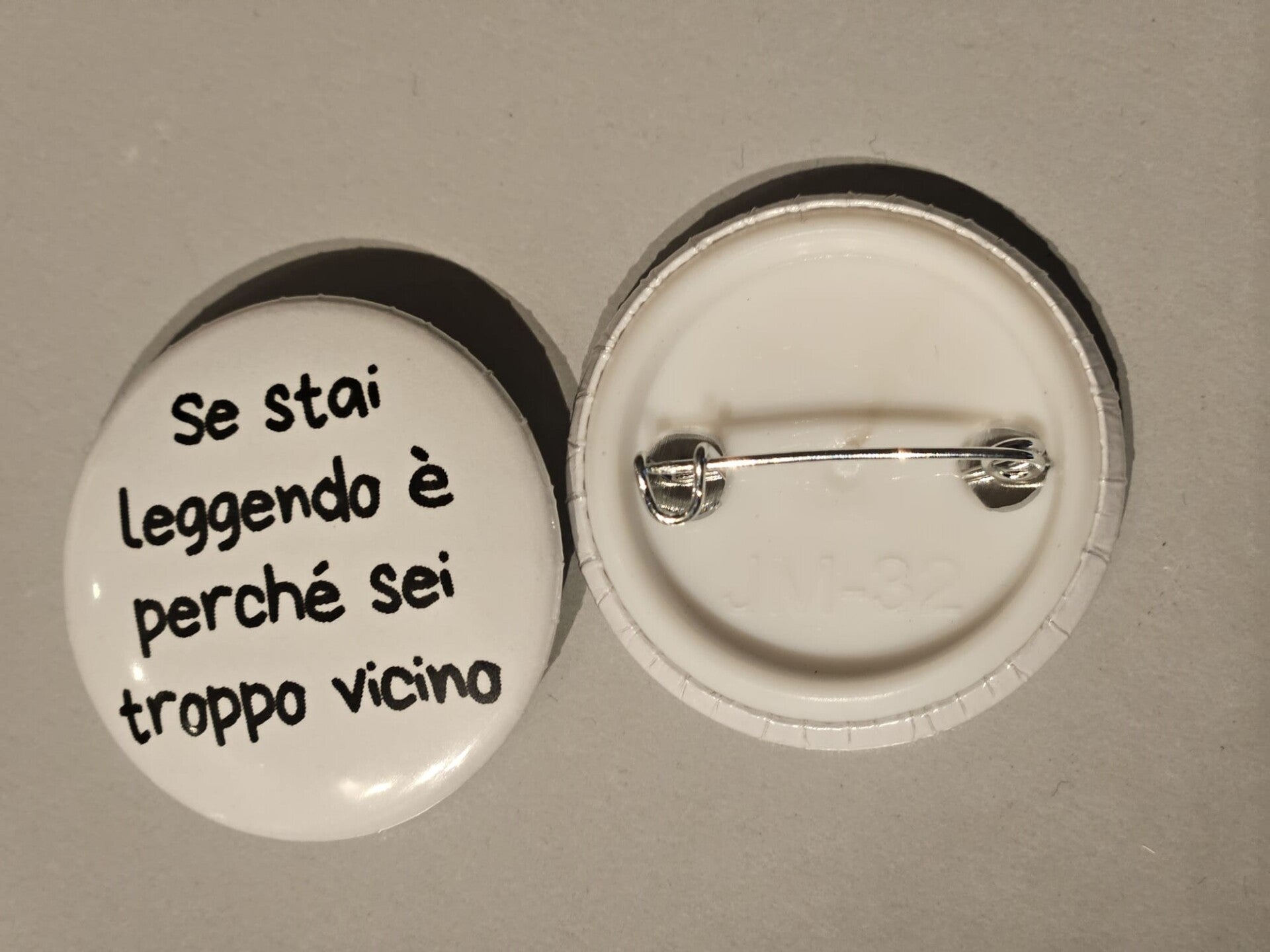 Spilletta – "Se stai leggendo è perché sei troppo vicino" Sereniu®