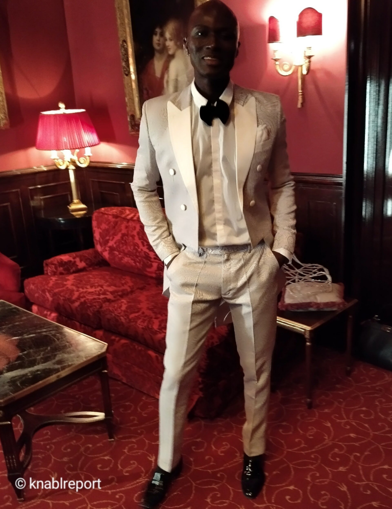  Stargast Papis Loveday_Hotel Sacher