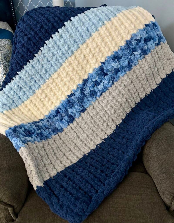 Chunky Yarn Lab Blanket