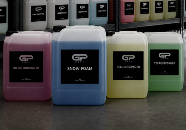 Carshampoo Pro mit Abperleffekt