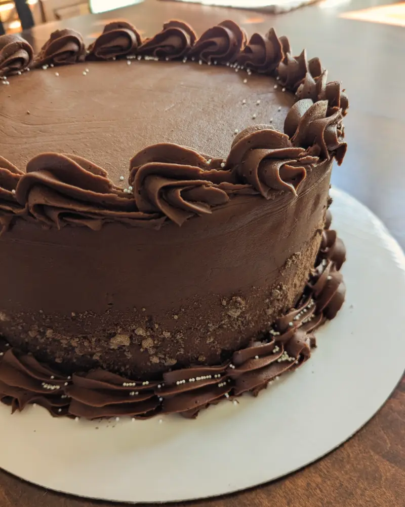 Chocolate Cake with Vanilla Filling